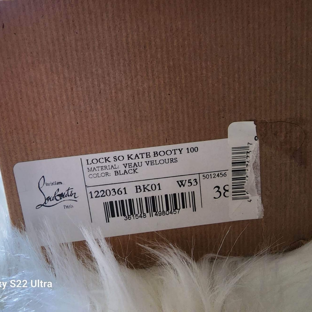 Christian Louboutin  38